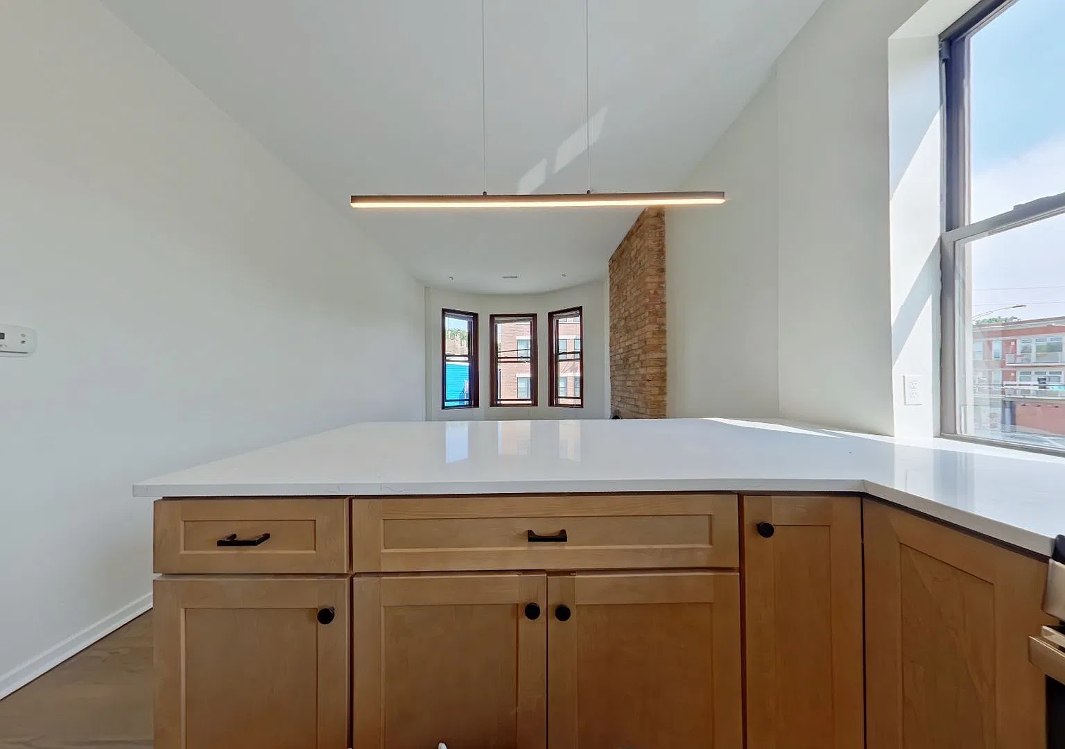 2612 Halsted — Photo 3