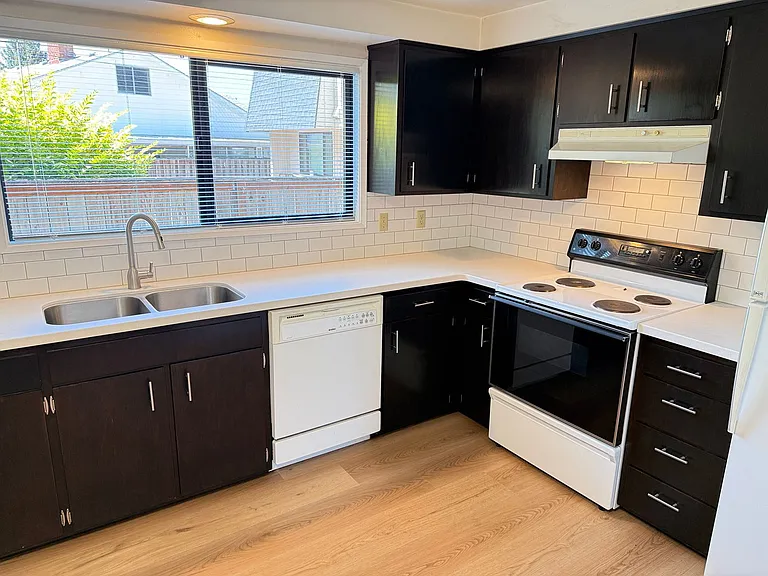 2090 Tabor St — Photo 17