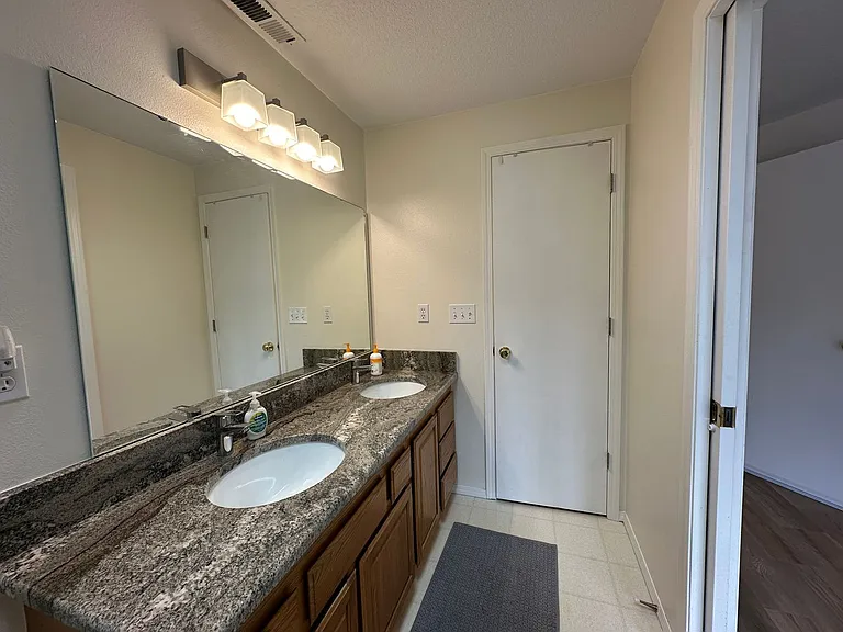 807 NW Sundance Cir — Photo 16