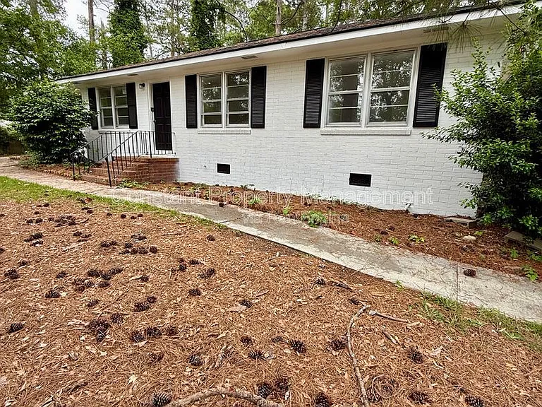 4158 Log Cabin Dr — Photo 3