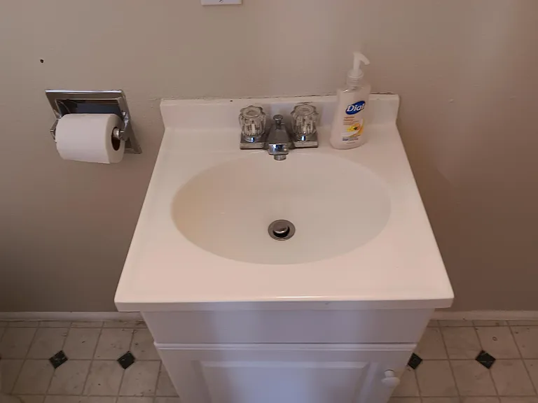 327 Adeline St #2 — Photo 17
