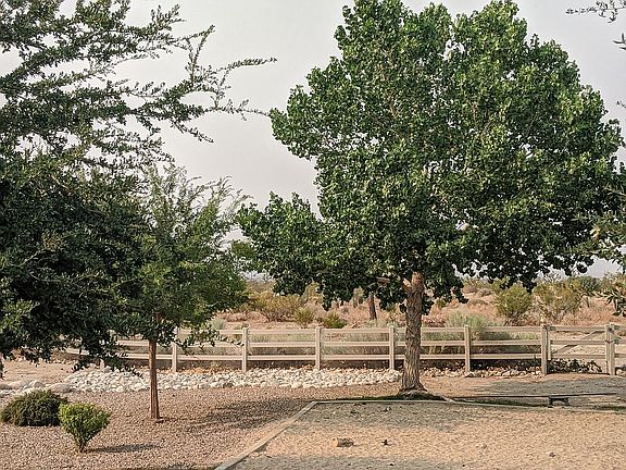 vinyl fencing with sand box