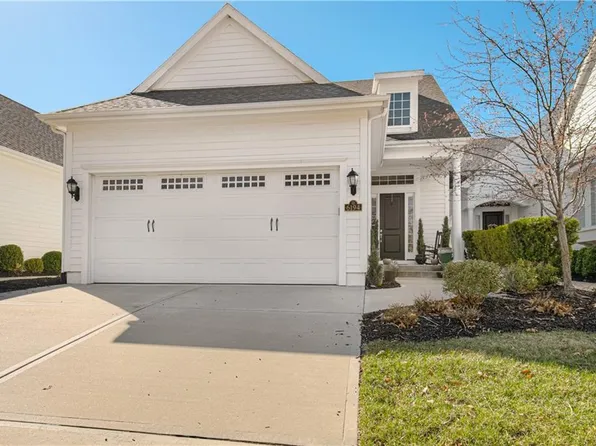 6194 Lime Stone Ct, Parkville, MO 64152