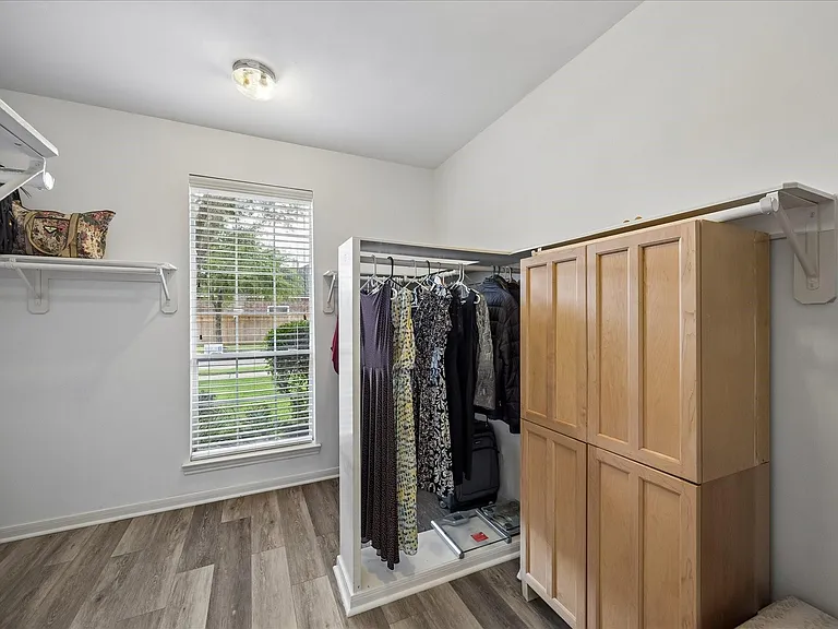 2614 Cezanne Cir — Photo 16