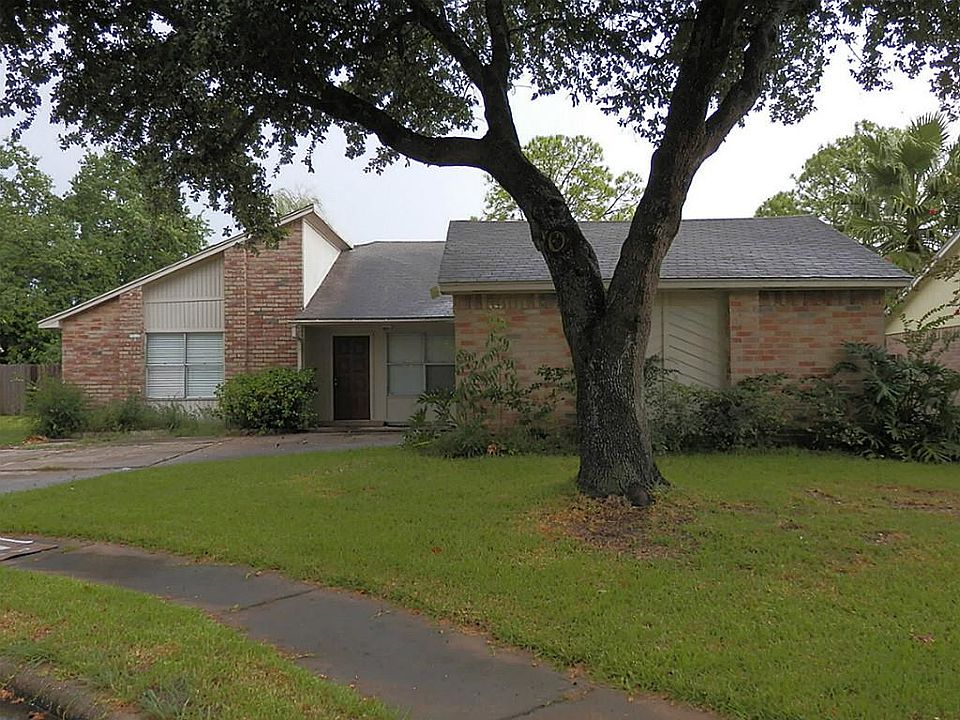 1st image of 7918 Corrales Dr