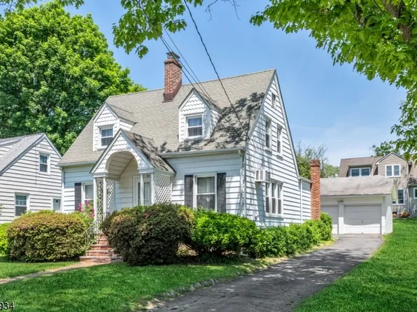 39 Hawthorne Ave, Morris Plains Boro, NJ 07950