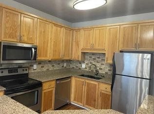 8214 SE Aspen Summit Dr UNIT 54, Portland, OR 97266