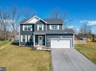 766 Weldon Dr, York, PA 17404