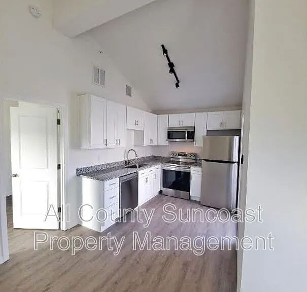 1278 Jade Pl — Photo 4