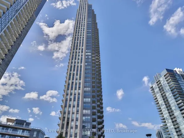36 Park Lawn Rd #703, Toronto, ON M8V 0E5