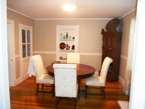 3rd image of 32 Phillips Ave #1