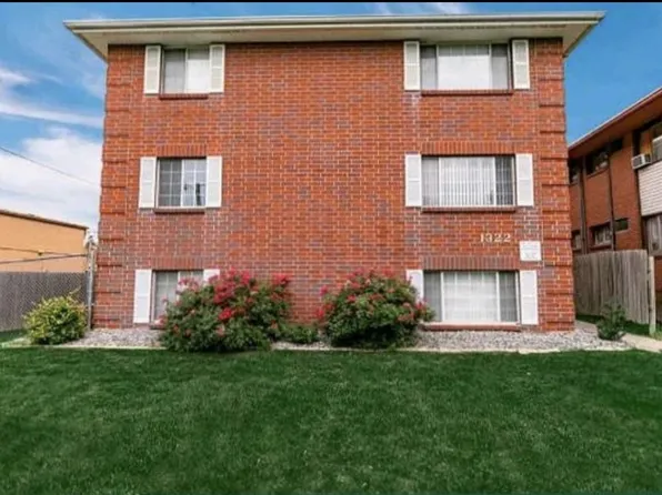 1322 E St #201, Lincoln, NE 68508