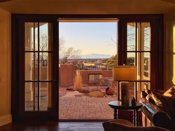 147 Gonzales Rd #8, Santa Fe, NM 87501