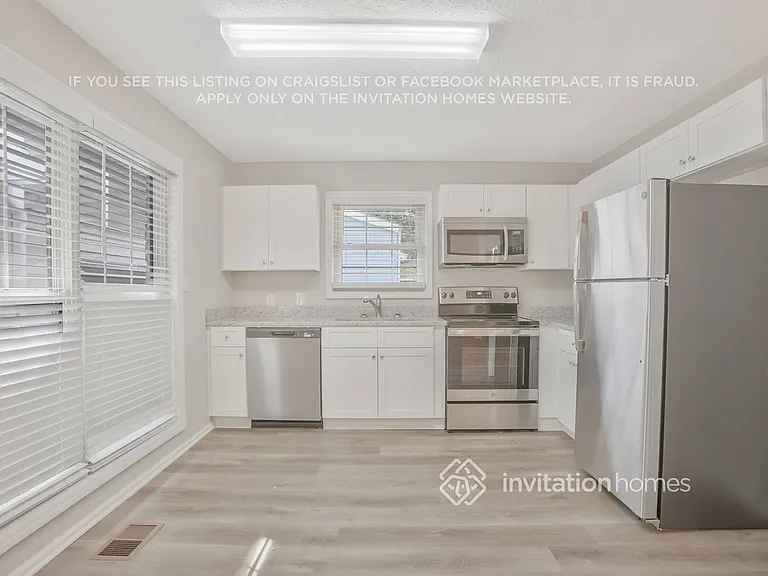 3269 Moravia Dr — Photo 13