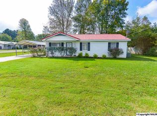 172 Willoughby Dr, New Hope, AL 35760