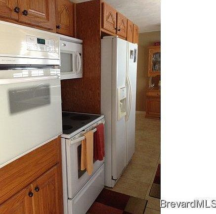 3rd image of 1305 Thoreau St