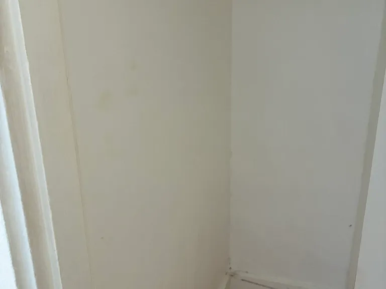 170 Pine St #4 — Photo 16