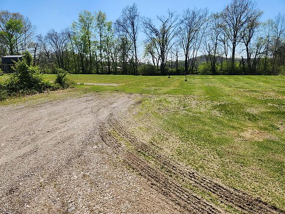 3rd image of 67 Railroad St Lot 2