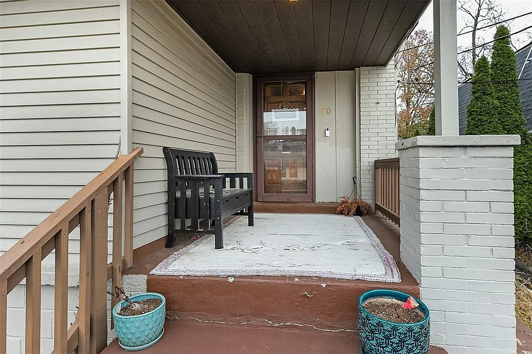 2 bed, 1.5 bath, 1440 sqft, $1,200 — Photo 2