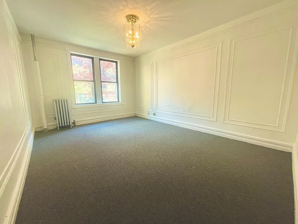 2511 Cruger Ave #BASEMENT