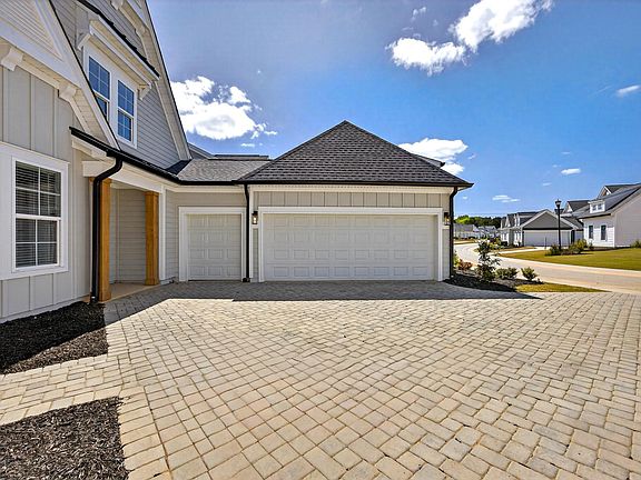 2nd image of 2040 Shallow Bluff Ct