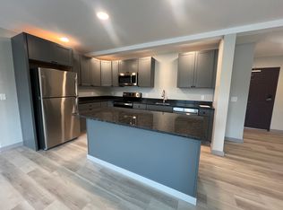 1650 Mountain Rd #308, Stowe, VT 05672