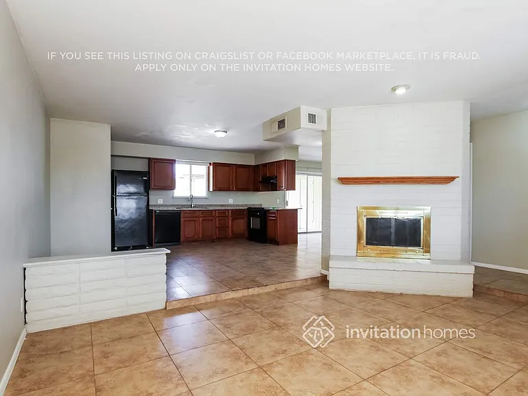 3225 S Albert Ave — Photo 4