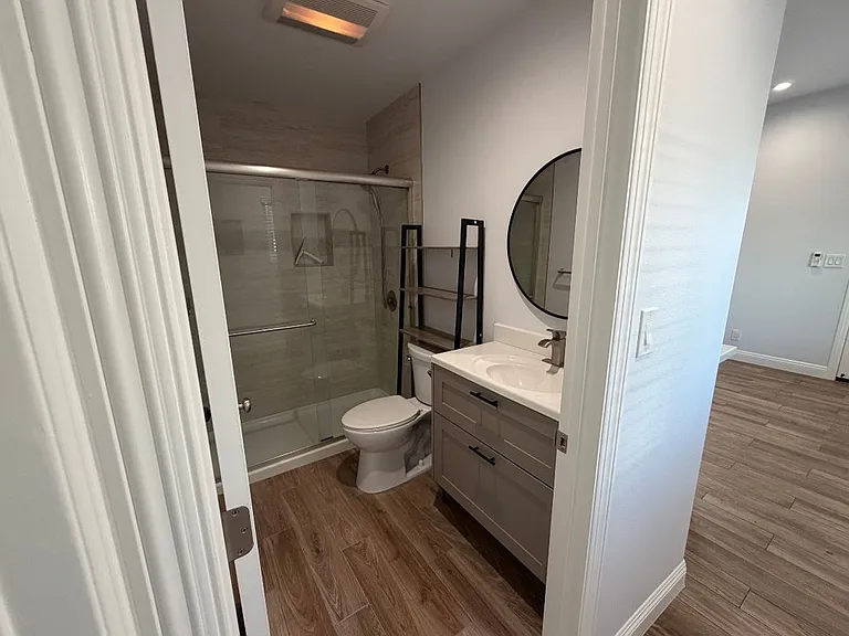 6116 Strickland Ave — Photo 4