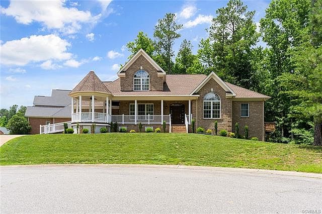 1st image of 11300 Brickshire Ct