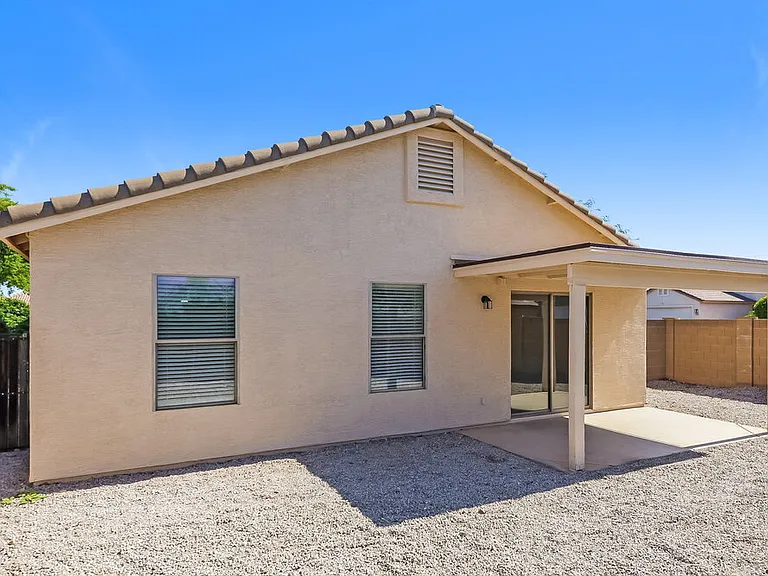 11335 W Crestbrook Dr — Photo 15