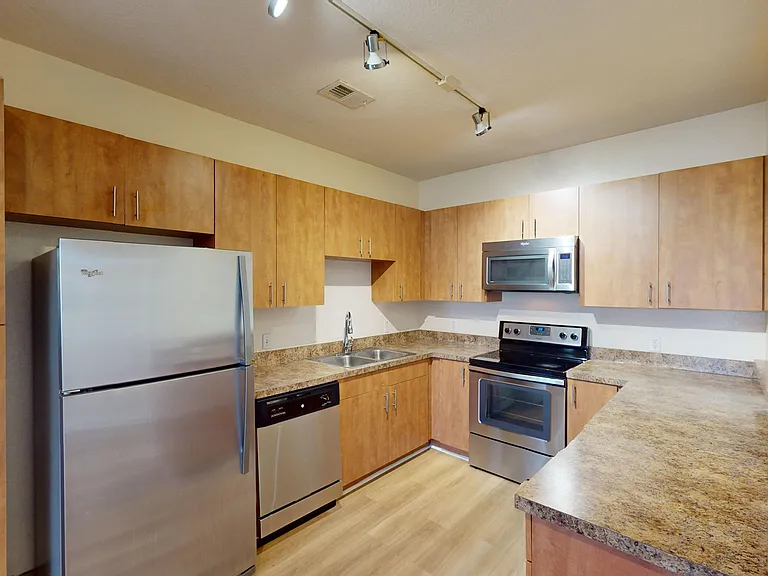 The Vintage Lofts at West End — Photo 66