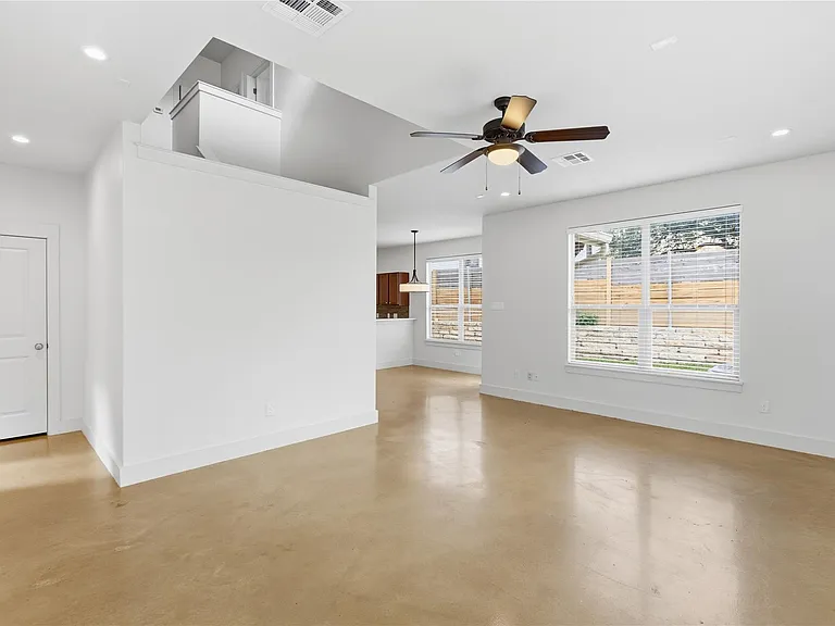 4124 Valley View Rd #4B — Photo 8