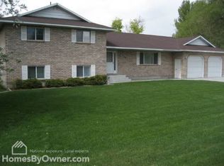 214 S Idaho Ave, Sugar City, ID 83448