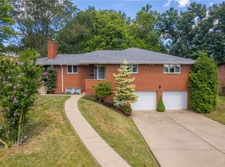 5069 Sherwood Rd, Bethel Park, PA 15102
