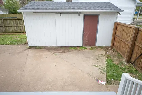 601 S Willow St — Photo 6