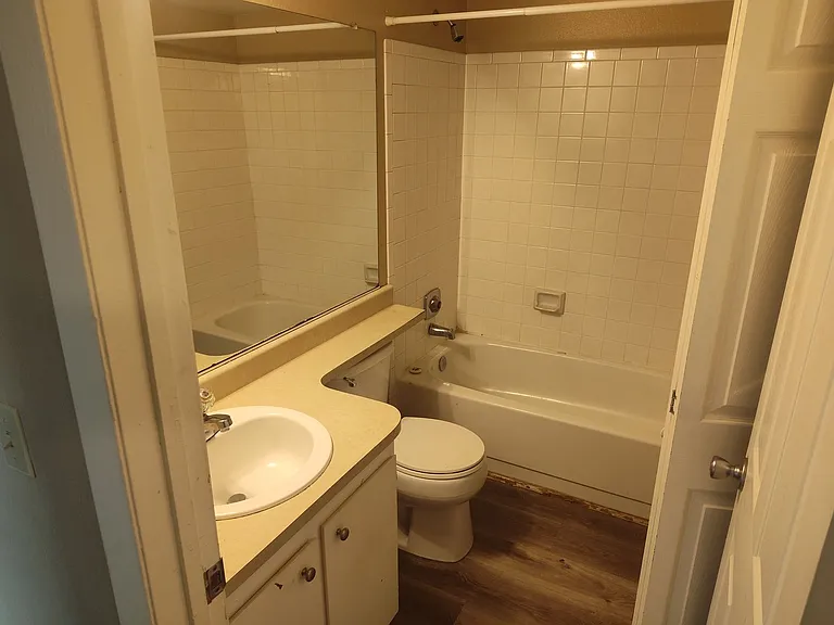 3414 S Eagle St #102 — Photo 8