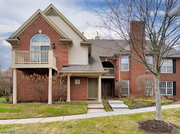 28231 Carlton Way Dr, Novi, MI 48377