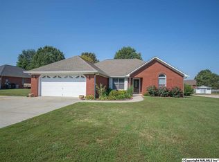 16077 Mooresville Rd, Athens, AL 35613