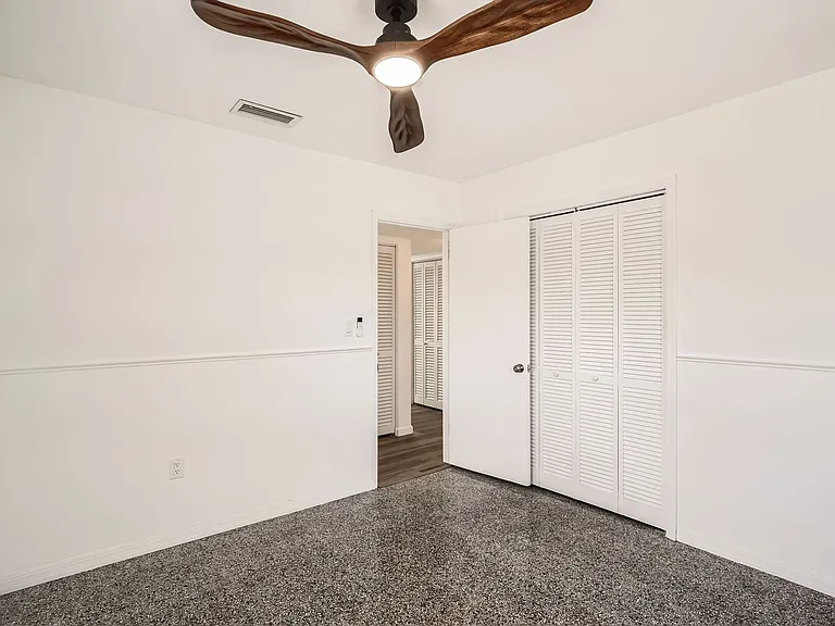 4608 S Shamrock Rd — Photo 24