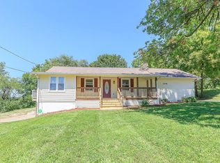 1216 NW 68th St, Kansas City, MO 64118