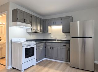 12 Crosby St Place, Augusta, ME 04330