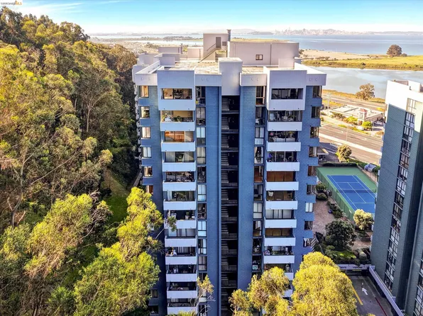 555 Pierce St APT 520, Albany, CA 94706