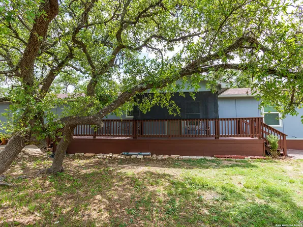 8579 Whartons dock, Bandera, TX 78003