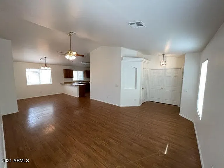 23438 W Cocopah St — Photo 3