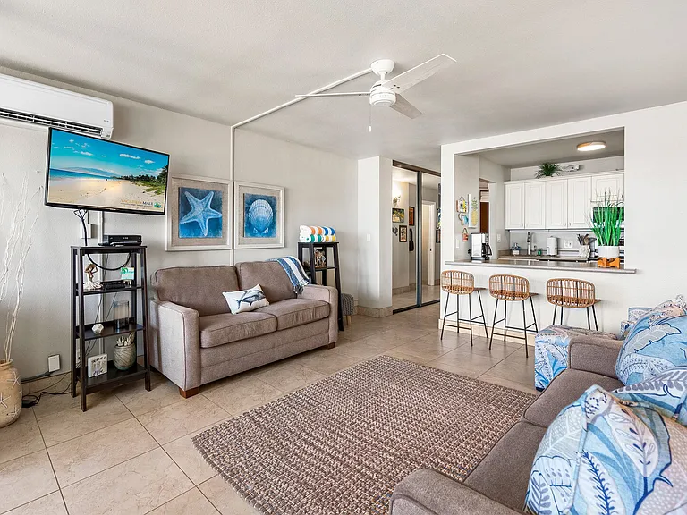 S Kihei Rd — Photo 14