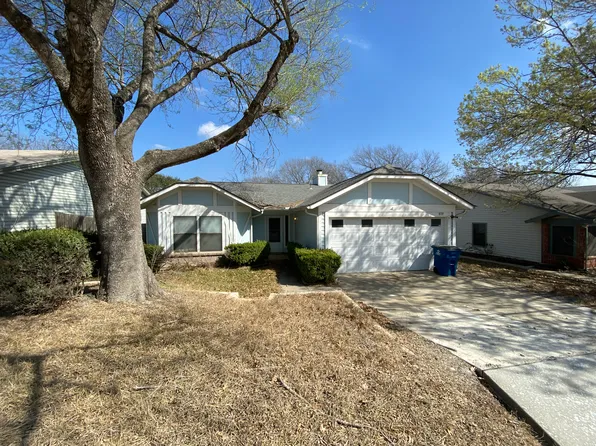 8719 Ridge Moon Dr, San Antonio, TX 78239