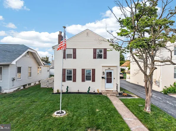 215 Ash Rd, Wallingford, PA 19086