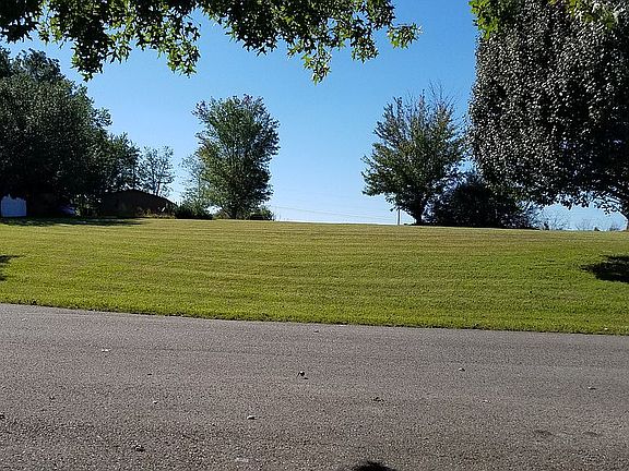 3rd image of 0 Biltmore Cir Lot 6
