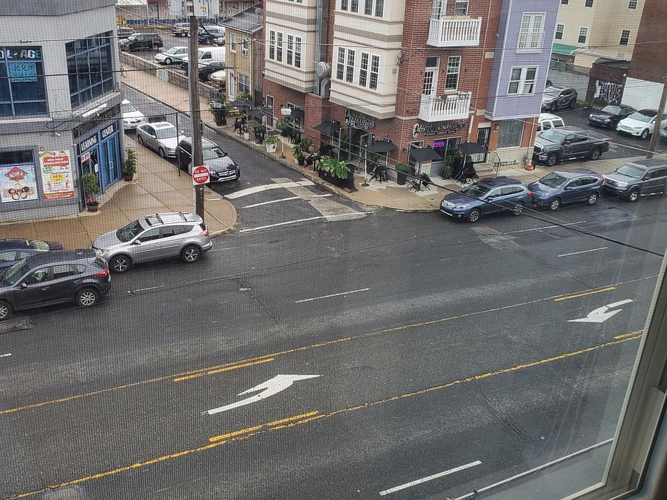 1st image of 517 Washington Ave Floor 2