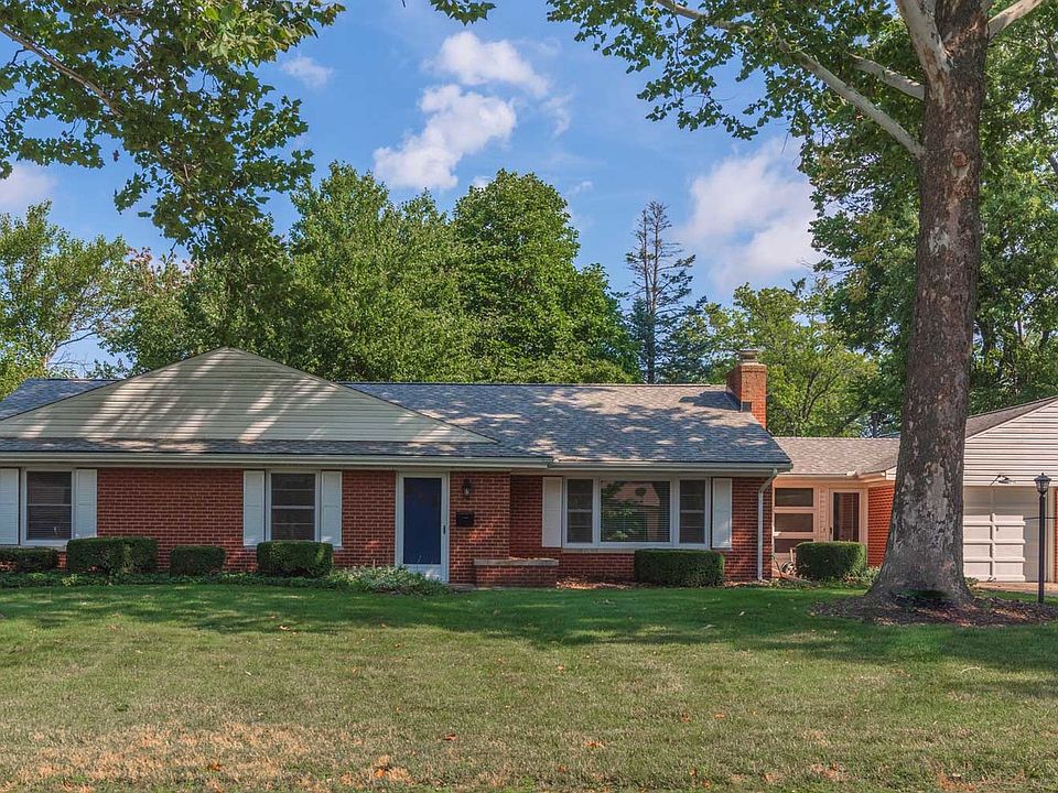 1918 Owens Dr, Bloomington, IL 61701 Zillow